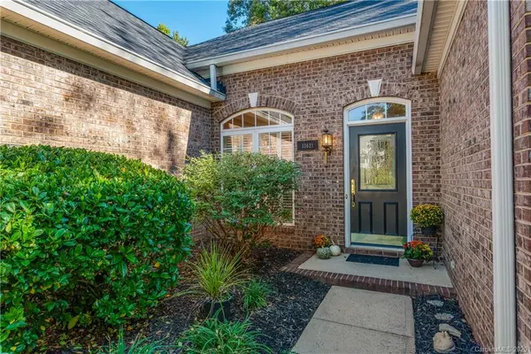 13621 Edgetree DR, Pineville, NC 28134
