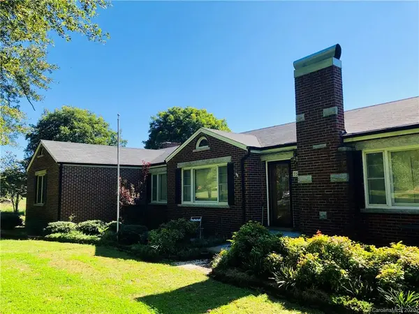 753 Monbo RD E, Statesville, NC 28677