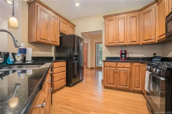 440 Alexander ST, Matthews, NC 28105