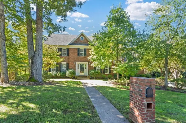 2002 Kilkenney Hill RD, Matthews, NC 28105
