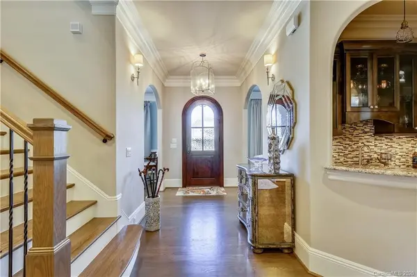1624 Pearlstone LN, Matthews, NC 28104