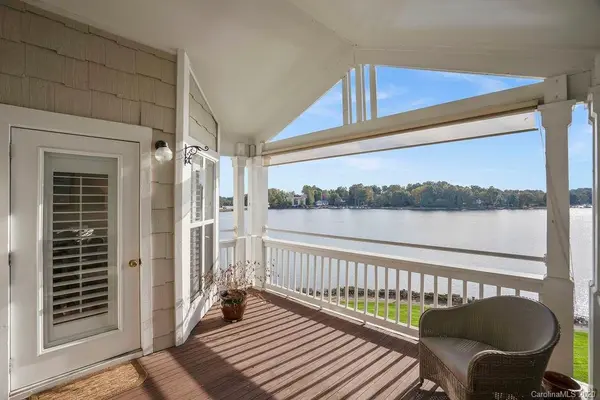 1233 Torrence CIR, Davidson, NC 28036