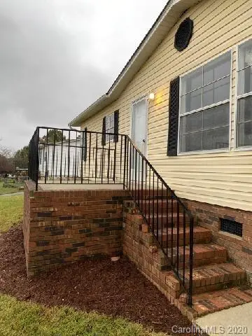 5137 Goldfinch CT, Granite Falls, NC 28630