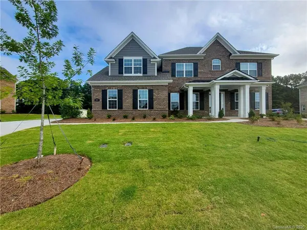 1042 Liggets DR, Matthews, NC 28104