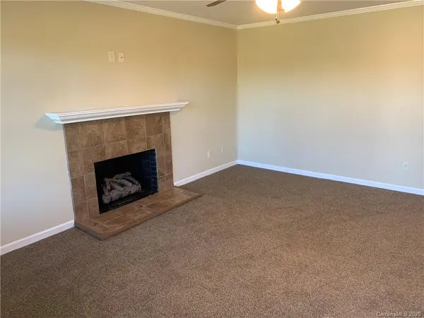 2255 Emmanuel Church RD, Conover, NC 28613