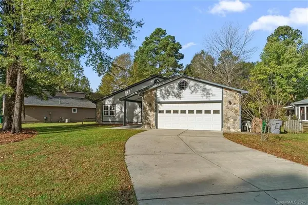 10838 Coachman CIR, Charlotte, NC 28277