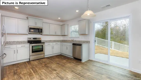 2050 Pippen AVE, Charlotte, NC 28215