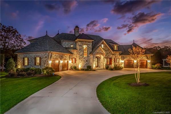 251 Gainswood DR, Mooresville, NC 28117