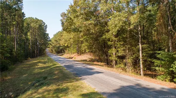 00 Riverview CIR #32 & 33, Fort Lawn, SC 29714
