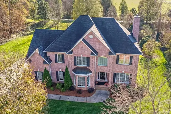 6619 Fox Ridge CIR, Davidson, NC 28036