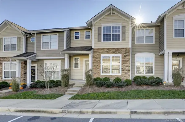 230 Dawn Mist LN, Fort Mill, SC 29708