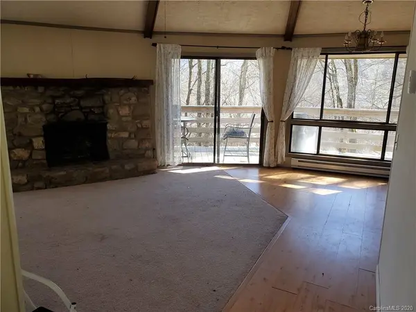 315 Timber Ridge RD, Sugar Mountain, NC 28604