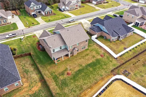 10315 Pahokee DR, Charlotte, NC 28227