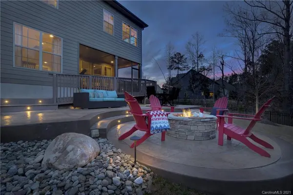 989 Emory LN, Fort Mill, SC 29708