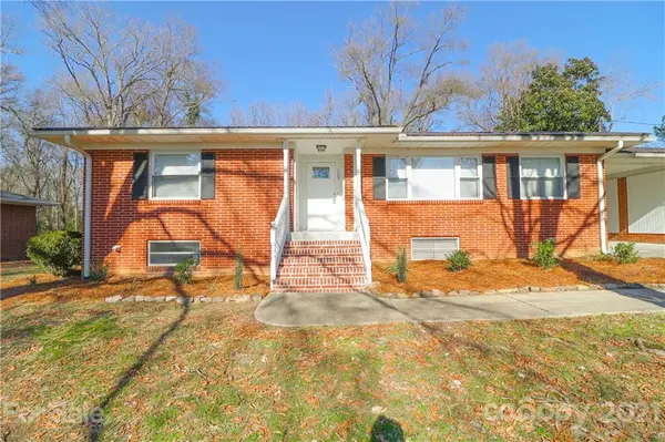 1403 Debbie ST, Kannapolis, NC 28083