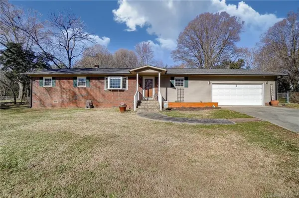 768 Carpenter AVE, Mooresville, NC 28115