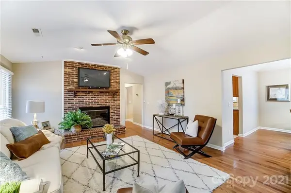 3650 Fox Run RD, Weddington, NC 28104