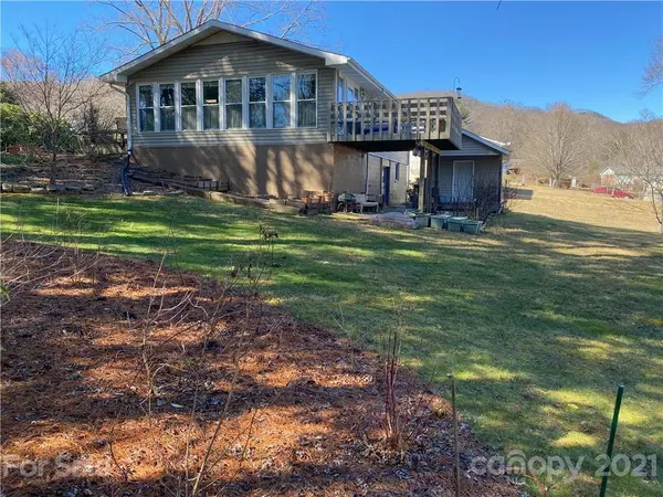 29 Pressley RD, Asheville, NC 28805
