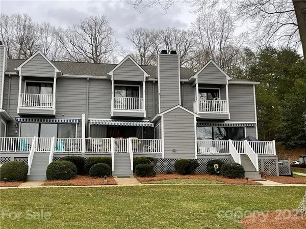 508 Catspaw RD,  Statesville,  NC 28677