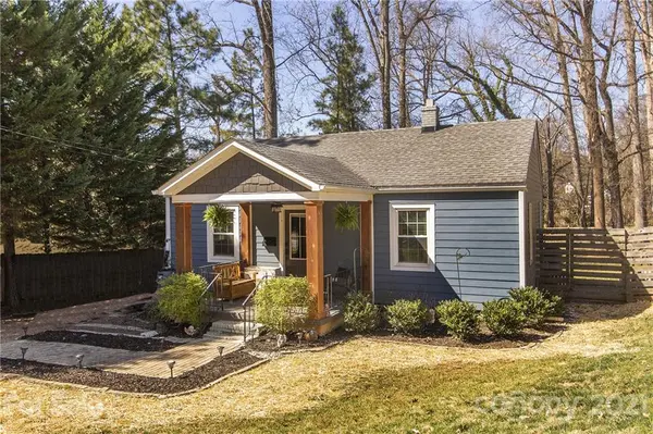 1617 Arnold DR, Charlotte, NC 28205