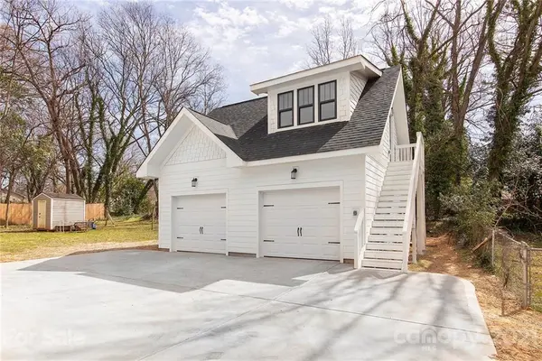 1008 Harrill ST, Charlotte, NC 28205