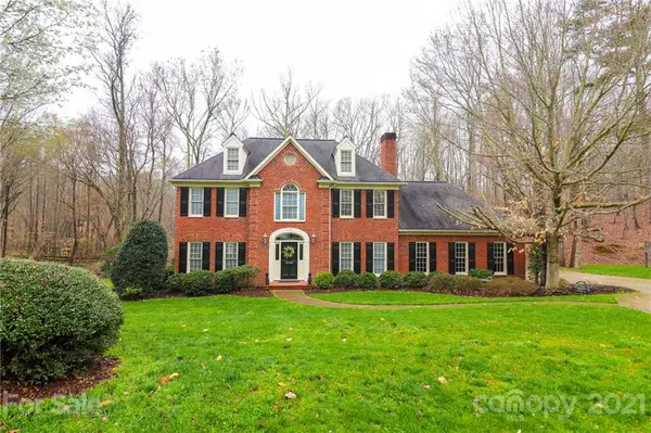 3709 Bellingham LN, Charlotte, NC 28215