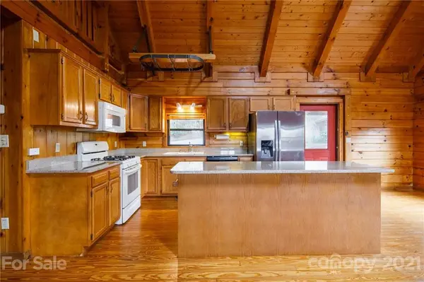 965 Crystal Creek DR, Pisgah Forest, NC 28768