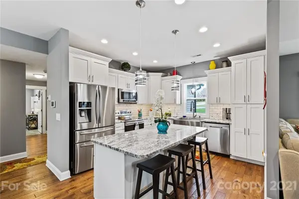 1160 Long Creek LN, Salisbury, NC 28146