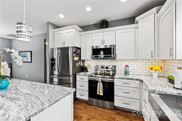 1160 Long Creek LN, Salisbury, NC 28146