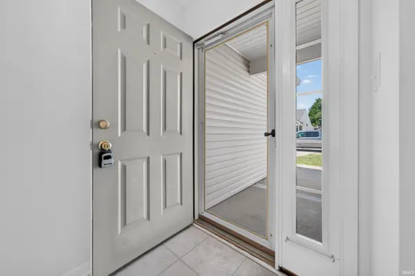 2806 Bridgestone CIR, Kokomo, IN 46901