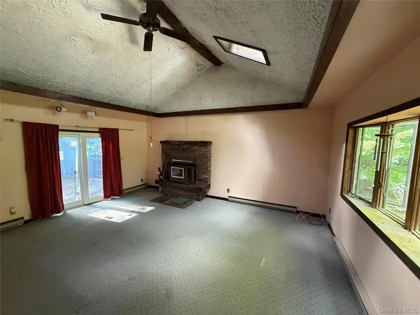 11 Beekman DR, Carmel, NY 10512