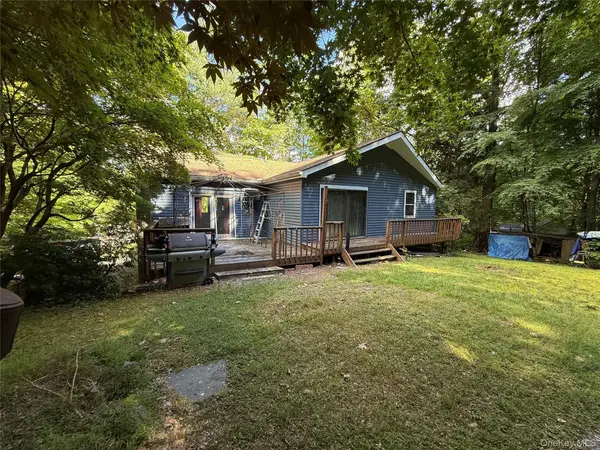11 Beekman DR, Carmel, NY 10512