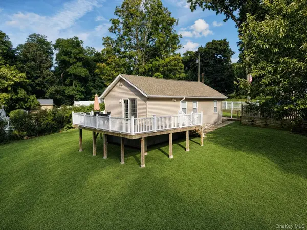 36 Paradise TRL, Monroe, NY 10950