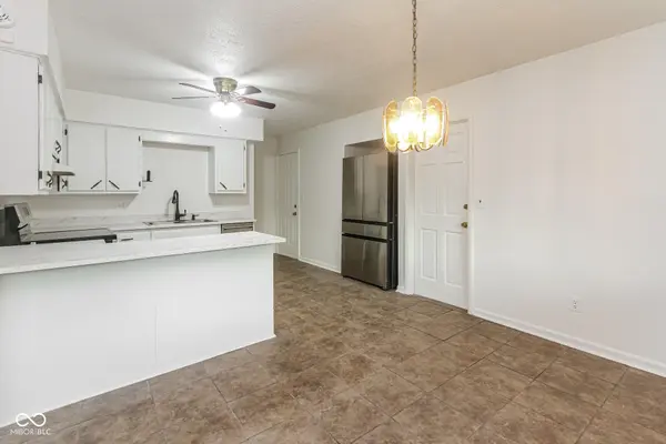 507 Armentrout LN, Indianapolis, IN 46241
