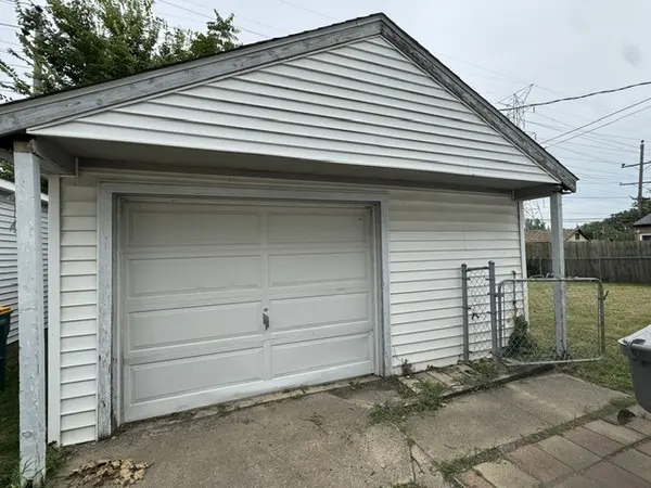 302 Notre Dame AVE, Joliet, IL 60436