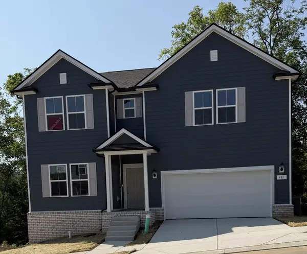 481 Jet Stream Dr, La Vergne, TN 37086
