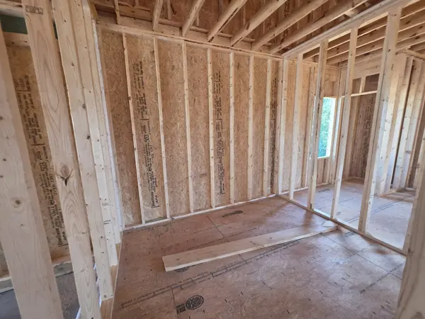 3622 Westlake Dr, Clarksville, TN 37040