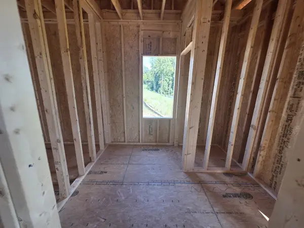 3622 Westlake Dr, Clarksville, TN 37040