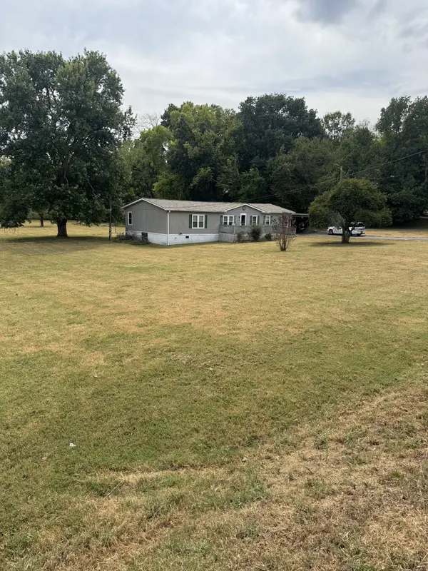 3131 W Division St, Hermitage, TN 37076