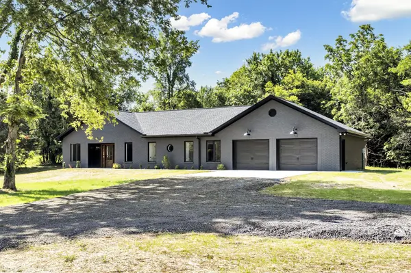 3557 Mooresville Hwy, Culleoka, TN 38451
