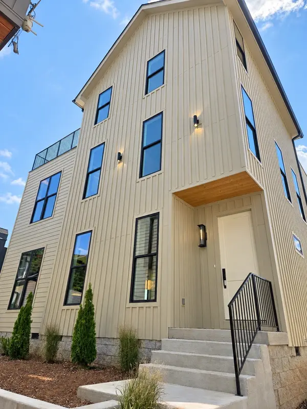 108B N 9th St, Nashville, TN 37206