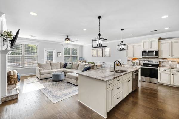 5018 Southfork Blvd, Old Hickory, TN 37138