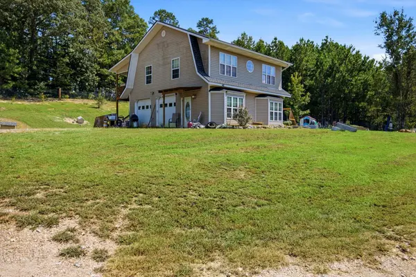 53 Confederate Drive, La Fayette, GA 30728