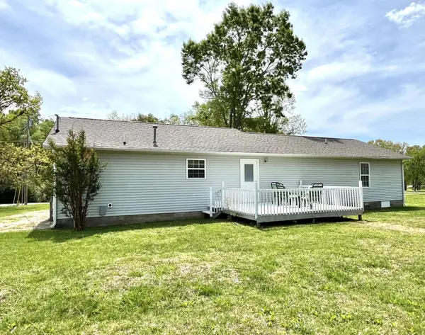 92 Chase Bend Rd, Estill Springs, TN 37330