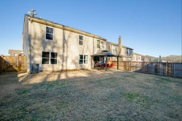 1450 Old Stone Rd, Lebanon, TN 37087