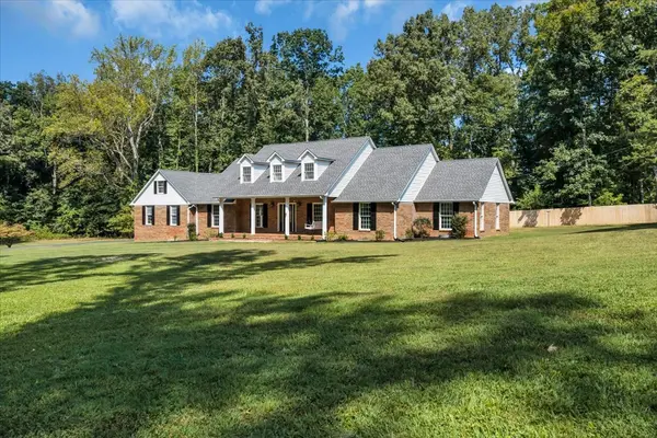 416 Powers Rd, Manchester, TN 37355