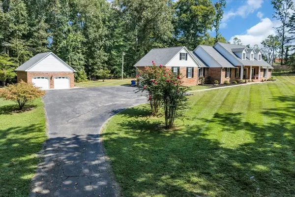 416 Powers Rd, Manchester, TN 37355