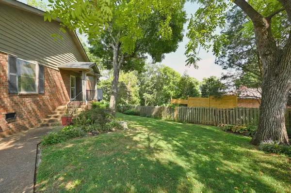 325 Autumn Chase Dr, Nashville, TN 37214