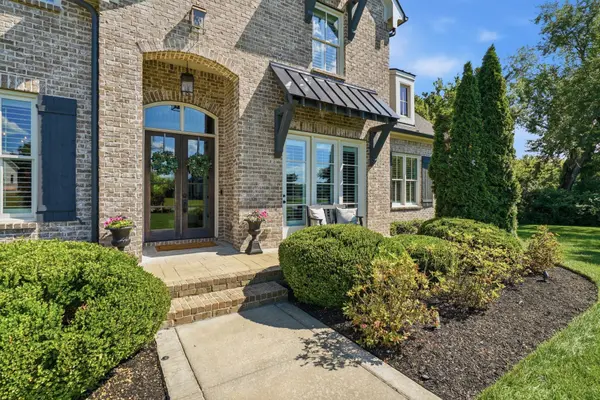 1045 Buena Vista Dr, Franklin, TN 37069