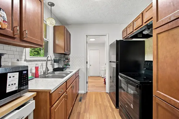 6661 Oak Hill Rd, Lyles, TN 37098